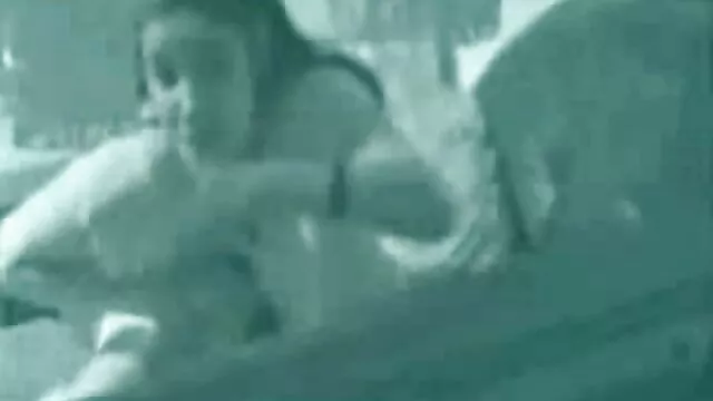 ایچ ڈی کے معیار :  Swinger جوڑے سکسی عربی جدید ، ہے ، foursome کے بعد کھیل ٹیبل فٹ بال فحش ویڈیو 
